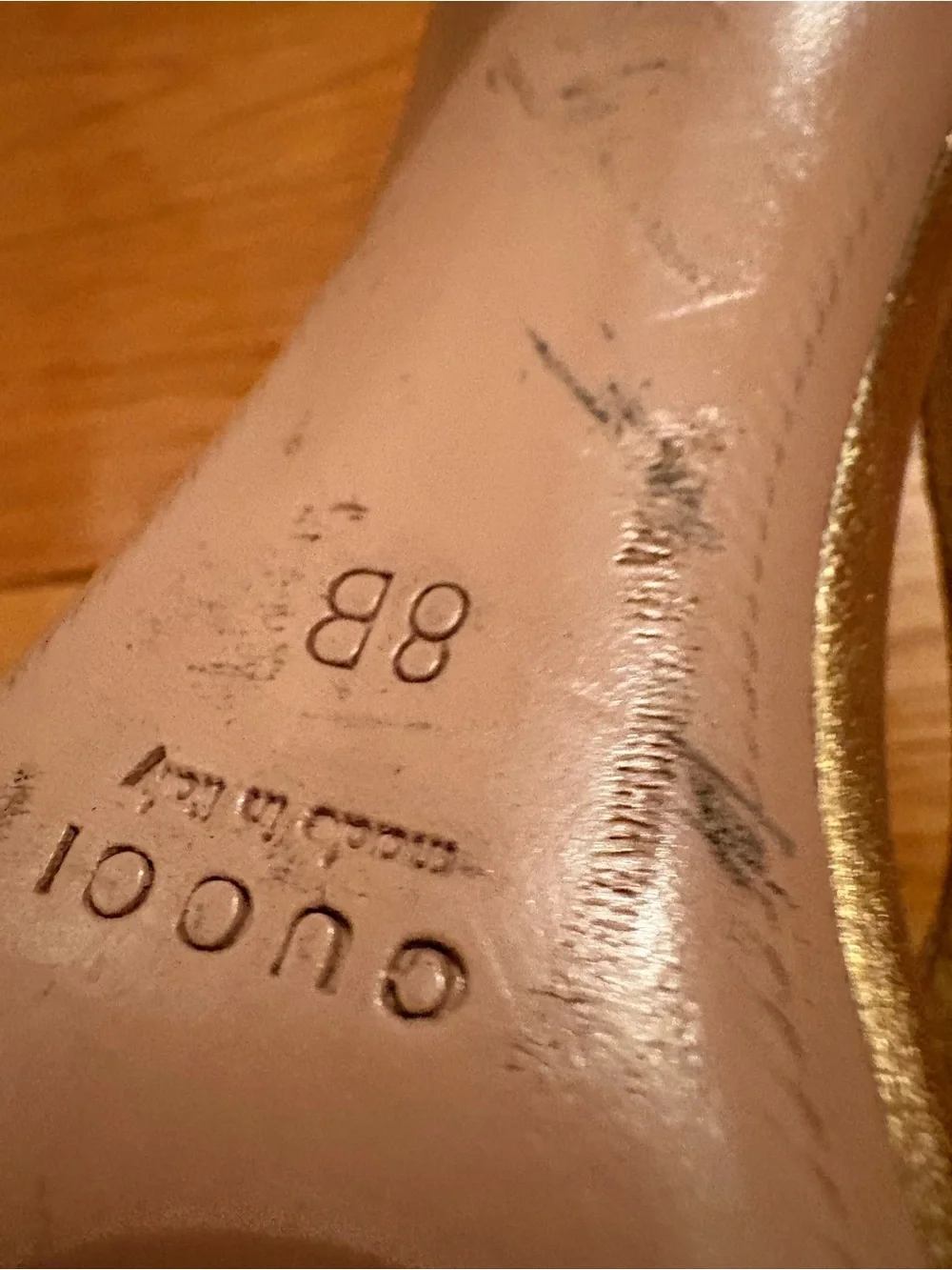 Gucci Gold Snakeskin T-Strap Heels with Knot Accent - Picture 4 of 4